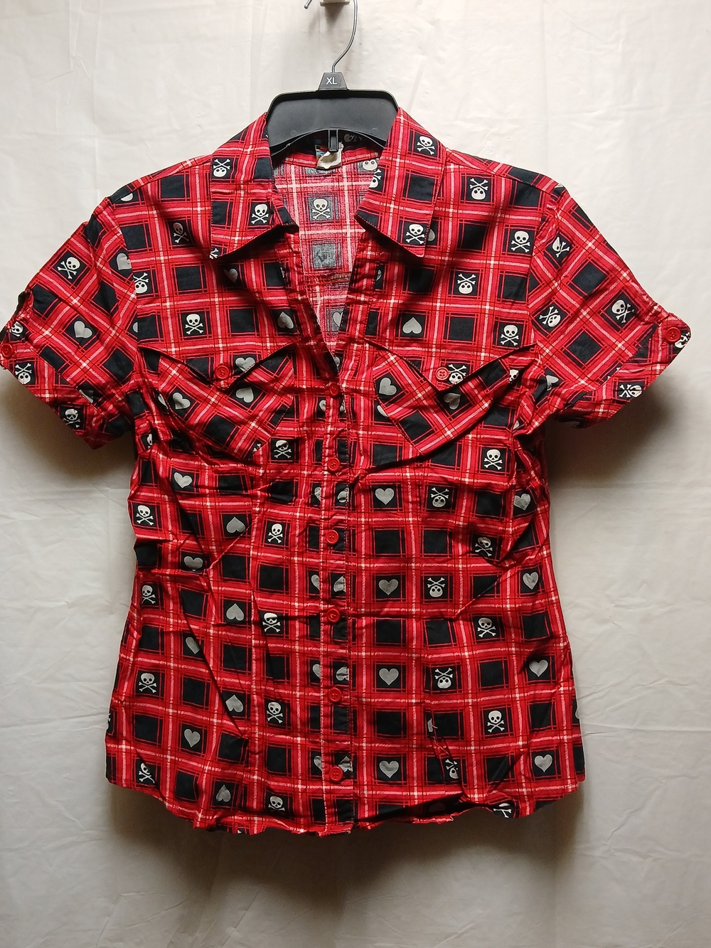 Sweet Love Red & Black Short-Sleeve Button-Down Shirt With Skulls & Hearts
